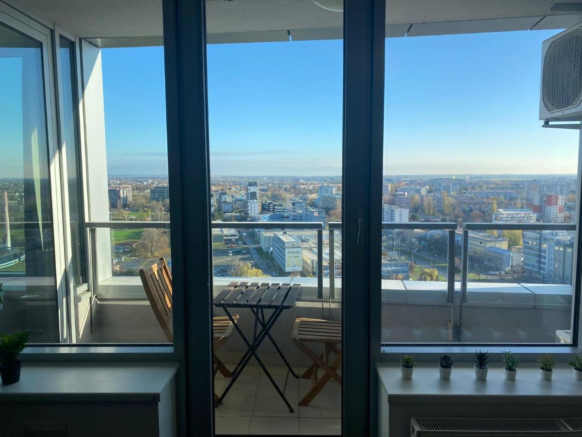 Appartement Fantastic View From The 20Th Floor à Bratislava Extérieur photo